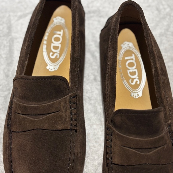Mens Tods Gommino Shoes - Picture 4 of 11
